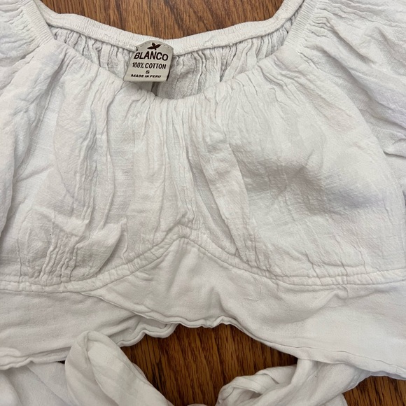 White Cotton Boho Crop Top with Puff Sleeve Back Bow Ruffle Neckline Beach - Picture 4 of 5